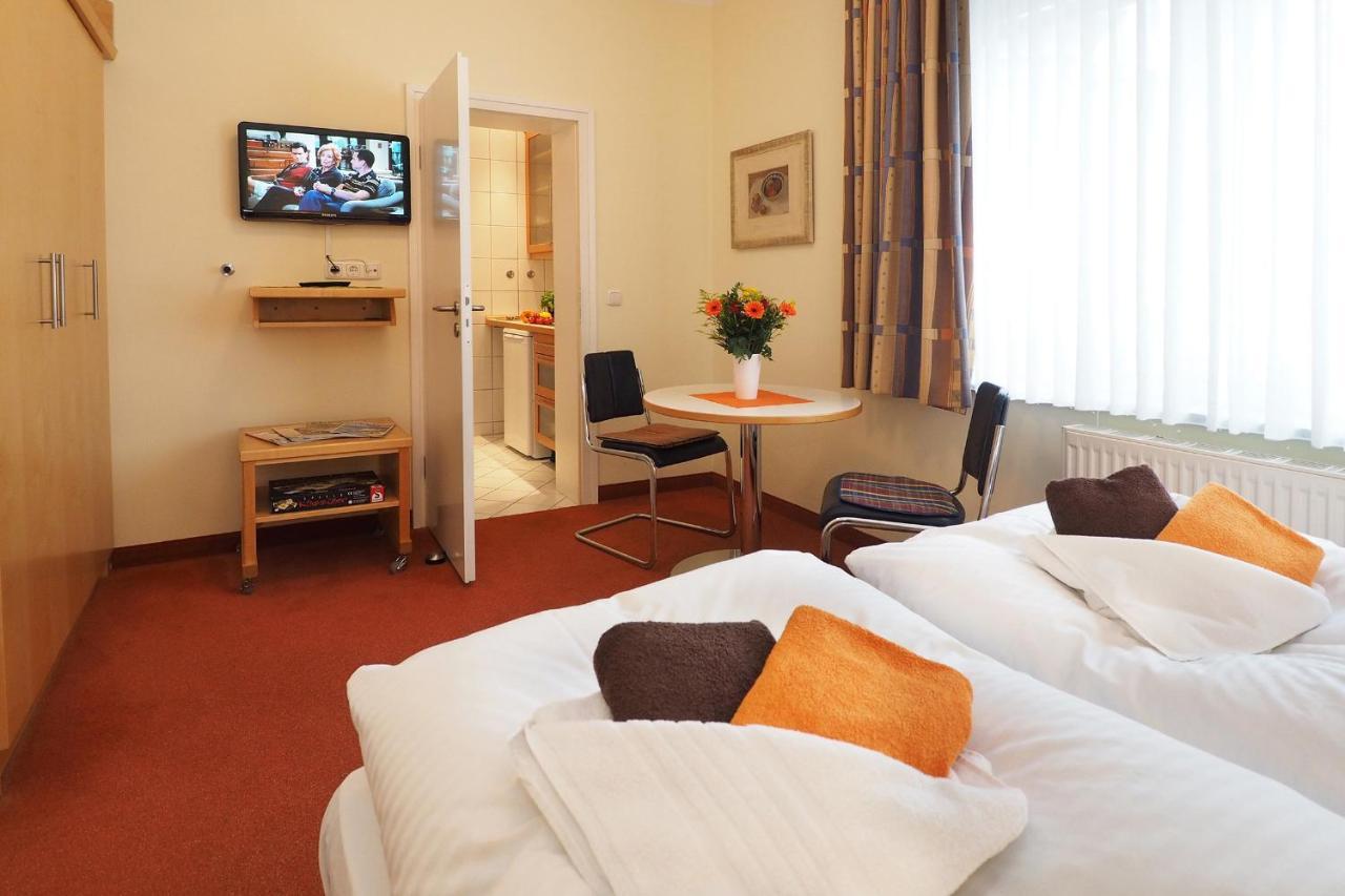 Seetelhotel Villa Aurora Heringsdorf  Buitenkant foto