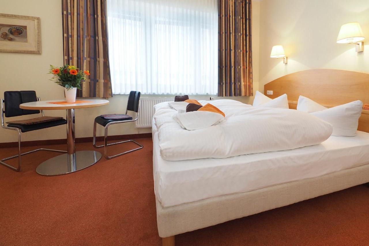 Seetelhotel Villa Aurora Heringsdorf  Buitenkant foto