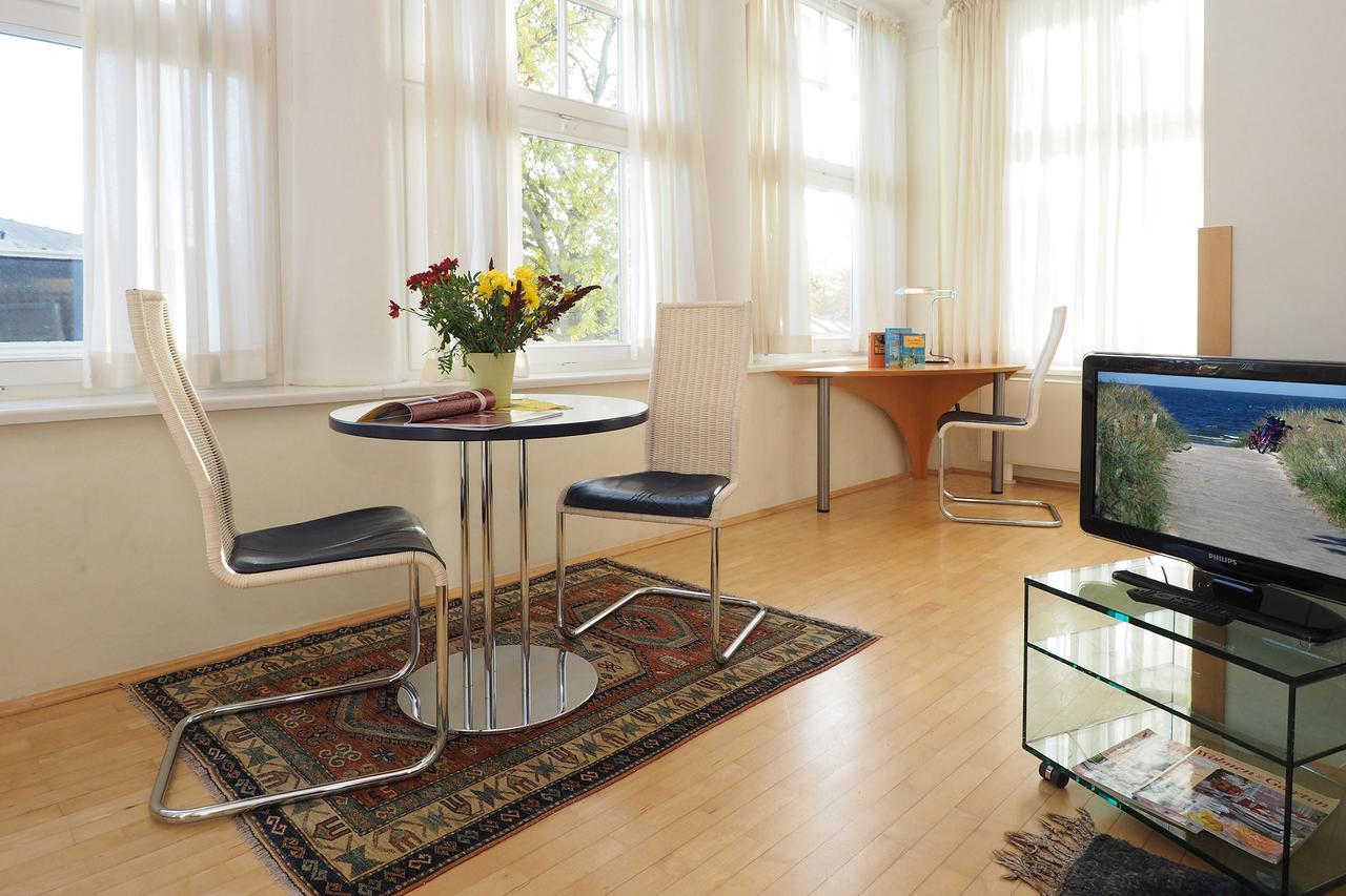 Seetelhotel Villa Aurora Heringsdorf  Buitenkant foto